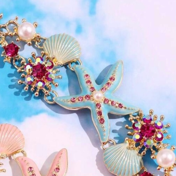 Blue Shell and Starfish Cubic Zirconia Bracelet - Picture 7 of 9